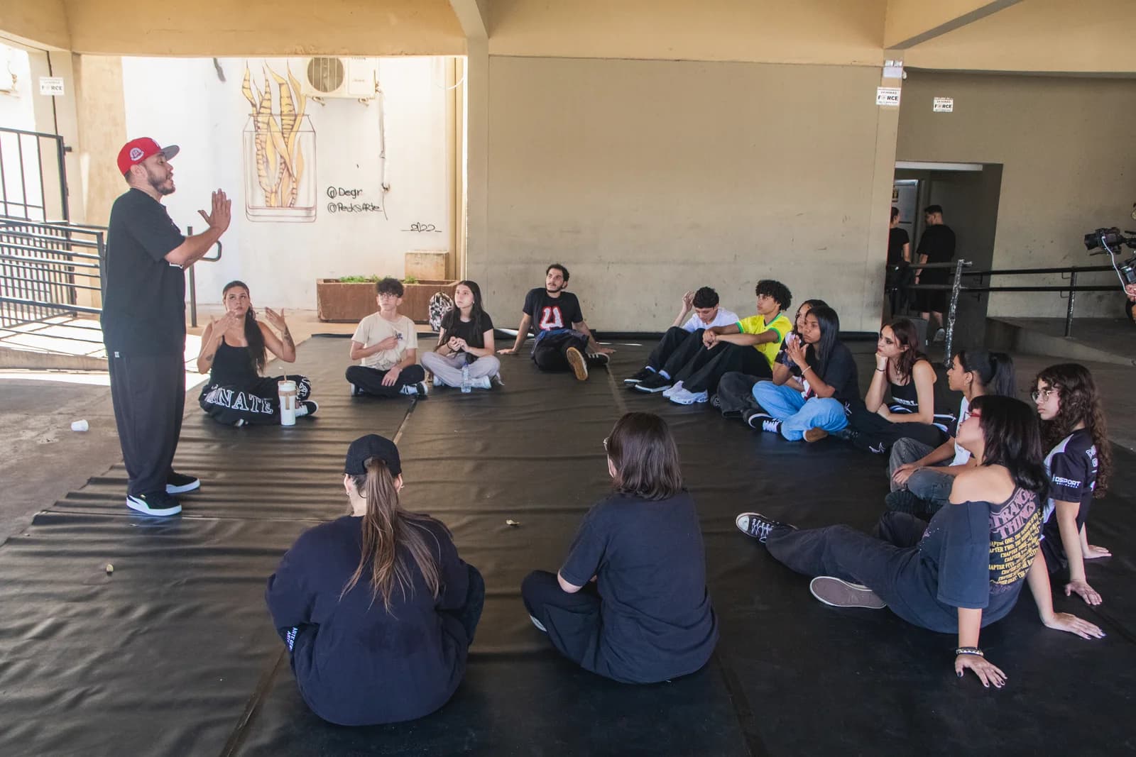 Usualdance — workshop de dança urbana
